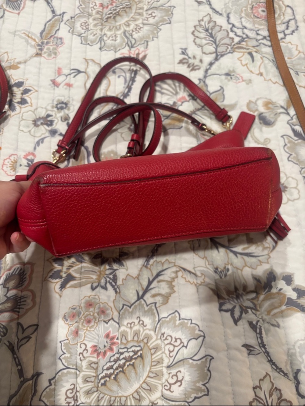 Coach Red Pebbled Leather Shoulder Bag with Gold Chain Accent - Picture 6 of 6